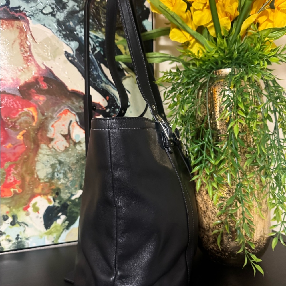 Coach Black Leather Tote Bag - Picture 2 of 11